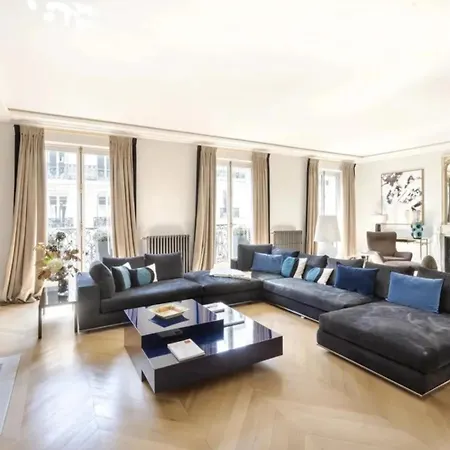 Penthouse Special Paris شقة