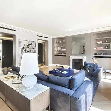 Penthouse Special Paris *